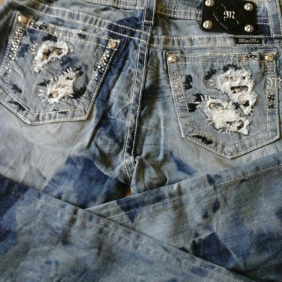 Miss me jeans size 32 boot cut... diamond acid wsh