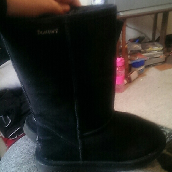 Black bearpaw boots