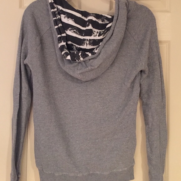 DC sweatshirt - Picture 2 of 2