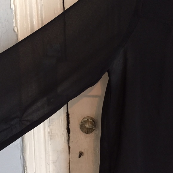 ❌SOLD See through black blouse - Picture 3 of 3