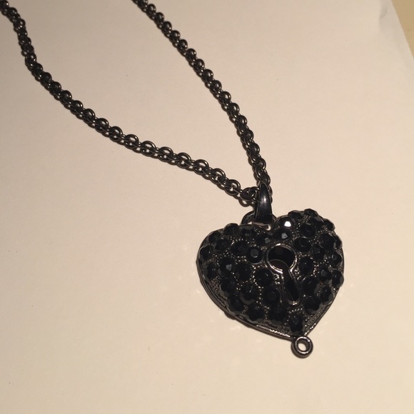 Heart necklace - Picture 1 of 2
