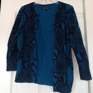 Adorable quarter sleeve cardigan