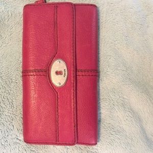 Hot pink fossil wallet!