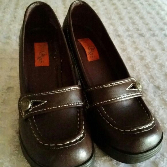 Hot Cakes brown shoes size 6.5