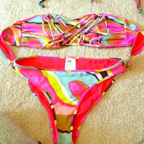 H & M bikini
