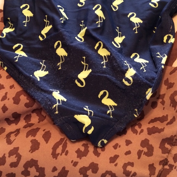 One piece swim suit - Picture 3 of 3