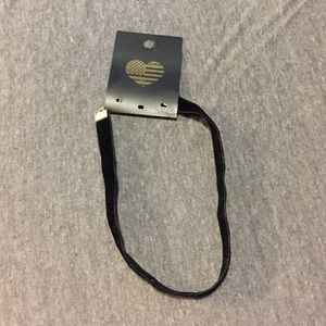 Brandy Melville Velvet Choker
