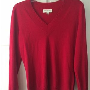 Red sweater size med