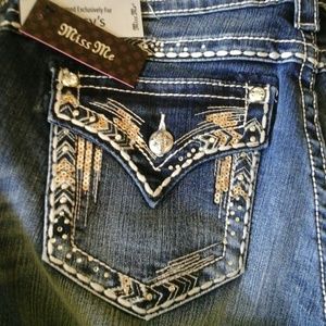 Miss me jeans size 32w 34L boot cut