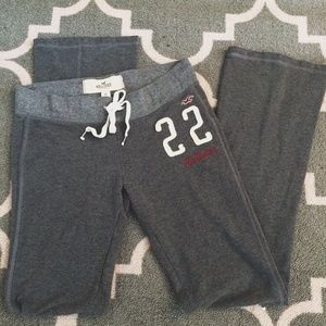Hollister lightweight sweats M