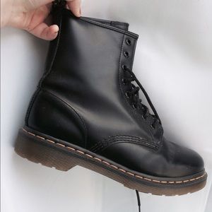 Dr. Martens boots (black)
