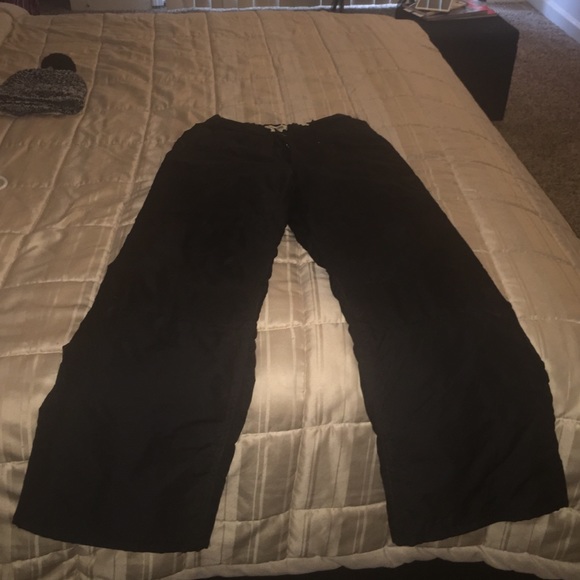 Black snow pants