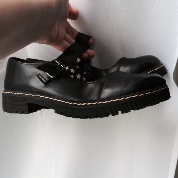 UNIONBAY Mary Janes (black)