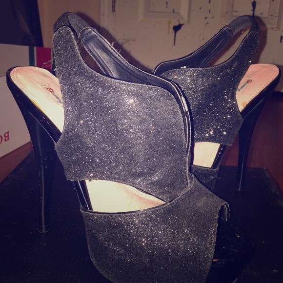 Black glitter pumps - Picture 1 of 1