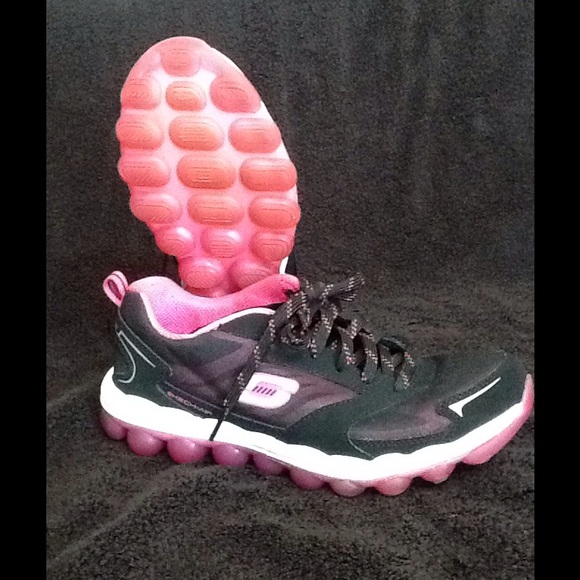 Skechers lightly worn Sketch-Air memory foam shoes