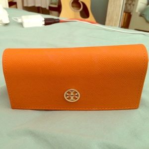 Tory burch sunglasses case