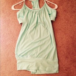 Lululemon no limits tank