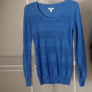Old Navy Women's XS Scoop Neck Light blue Sweater.