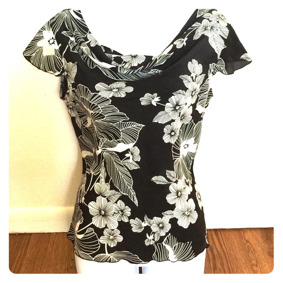 Sassy top - TOP CONDITION