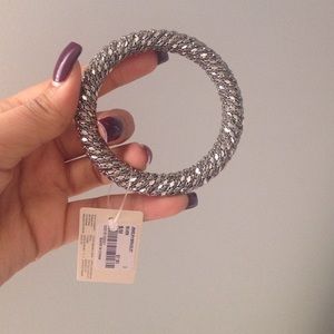 Silver twisted bracelet