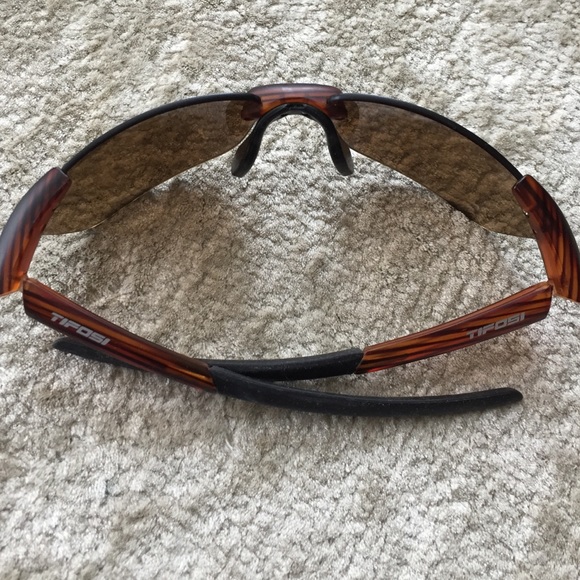 Tifosi Optics Sunglasses – Unisex