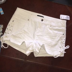 White forever 21 shorts