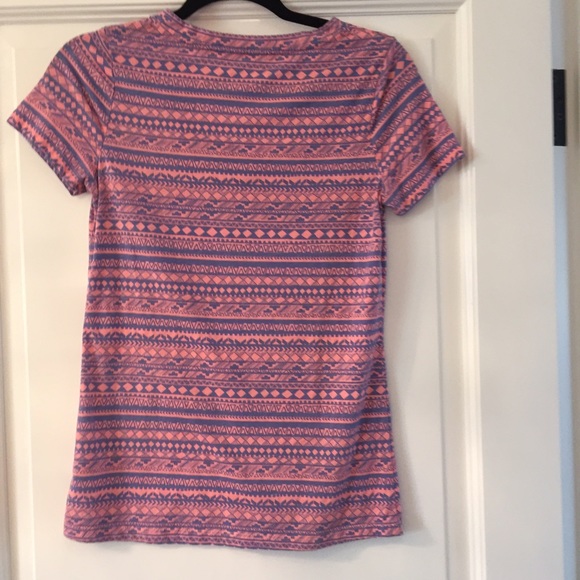 Aztec print v neck tee - Picture 2 of 3