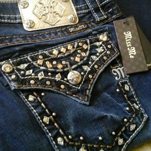 Miss me size 31 boot cut wild diamond pocket