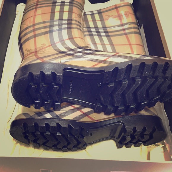 Brand new Burberry Rain Boots (discontinued!)
