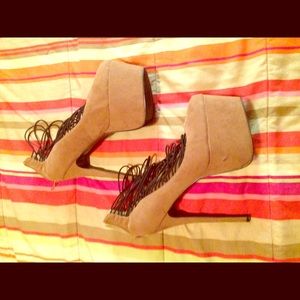 Tan platform scrappy heels....