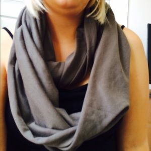 Grey infinity scarf