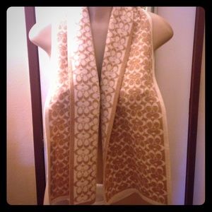 Coach scarf