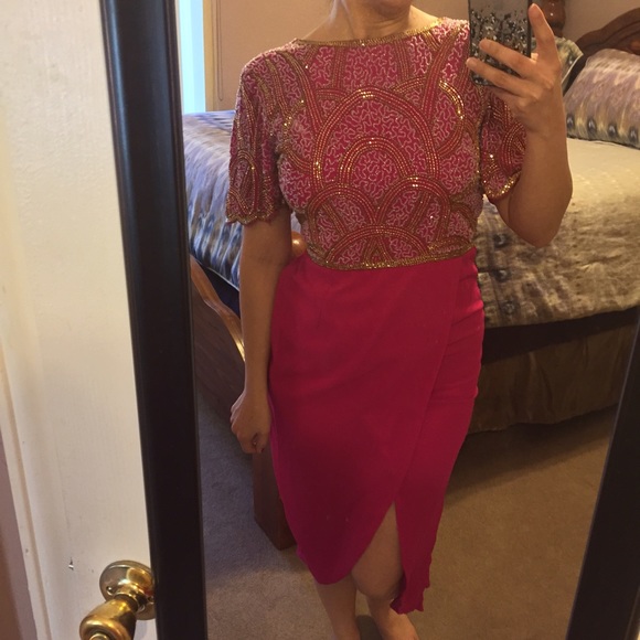 Gorgeous NWT virgos lounge US size 4 dress