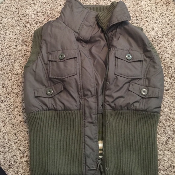 Reversible VEST!!! - Picture 2 of 3
