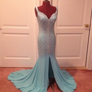 Jonathan Kayne mermaid gown ✨✨✨