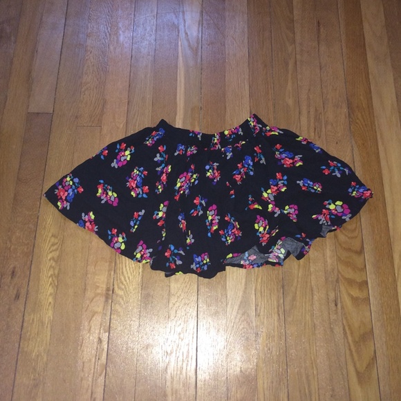 floral short skirt