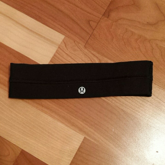 Black Lululemon Headband
