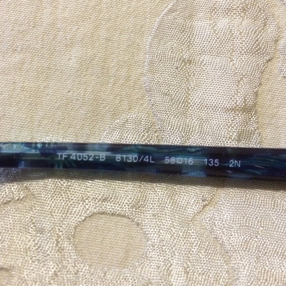 Sun glasses - Picture 3 of 4