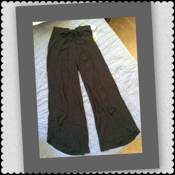 Black Wide Leg Pants | Size Sm