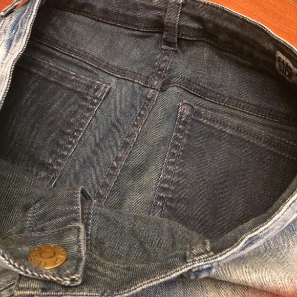 Reversible Jeans - Picture 3 of 3