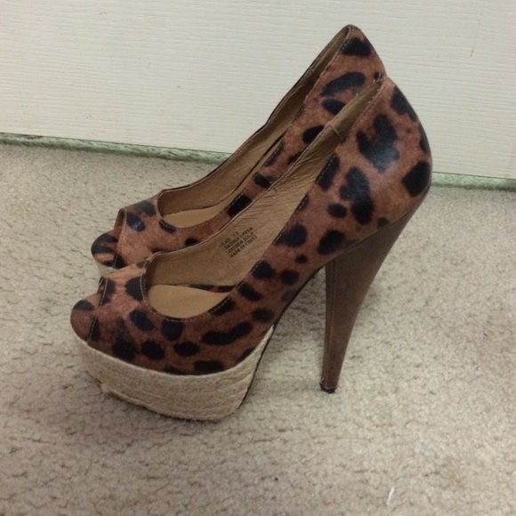 Leopard heels - Picture 2 of 3