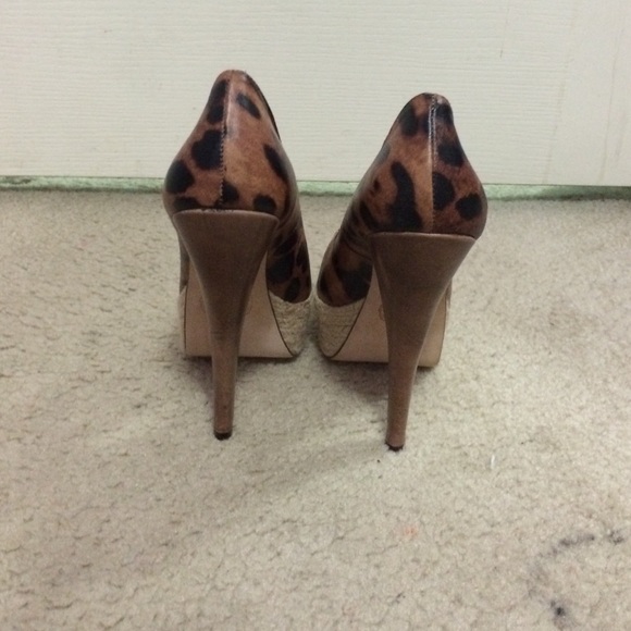 Leopard heels - Picture 3 of 3