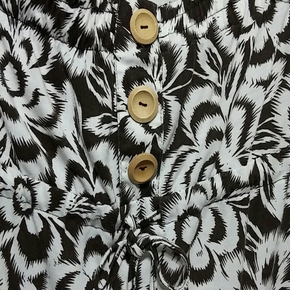 Maxi Love Short Skirt - Picture 2 of 4