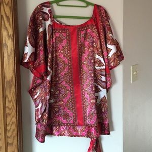 Very pretty "tie" pattern LB top