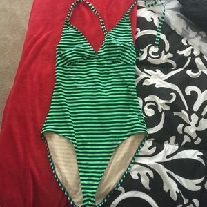 Bathing suit