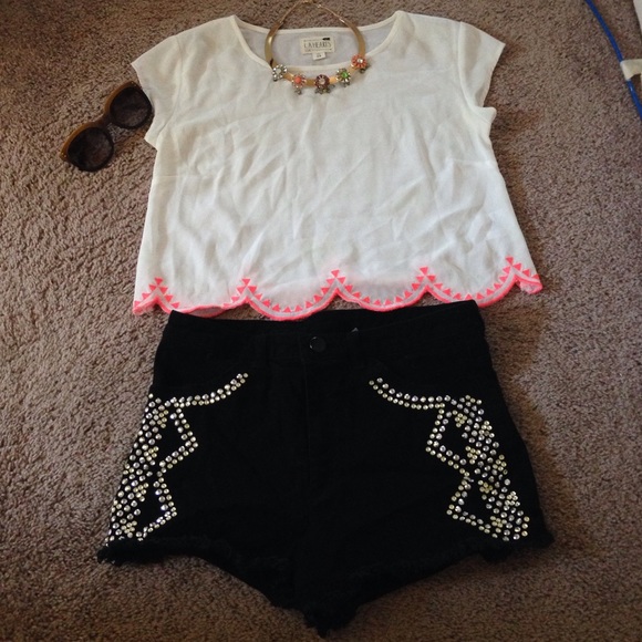 LA Hearts CropTop