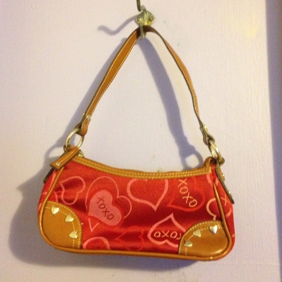 XOXO purse - Picture 1 of 1