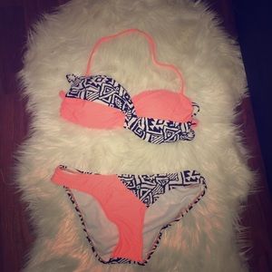 NWOT Never Worn Geometric Bikini!