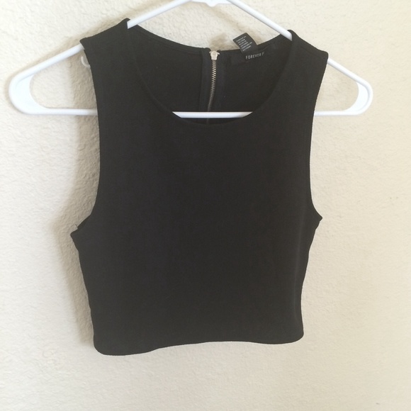 Brand new black crop top from forever 21