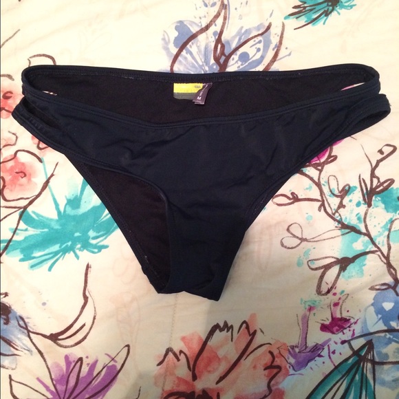 Black cutout bikini bottom